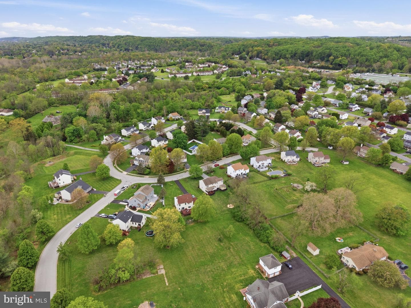 106 Stonebridge Lane photo 49