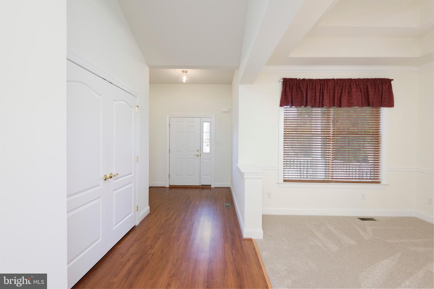 203 Hendrickson Lane photo 6