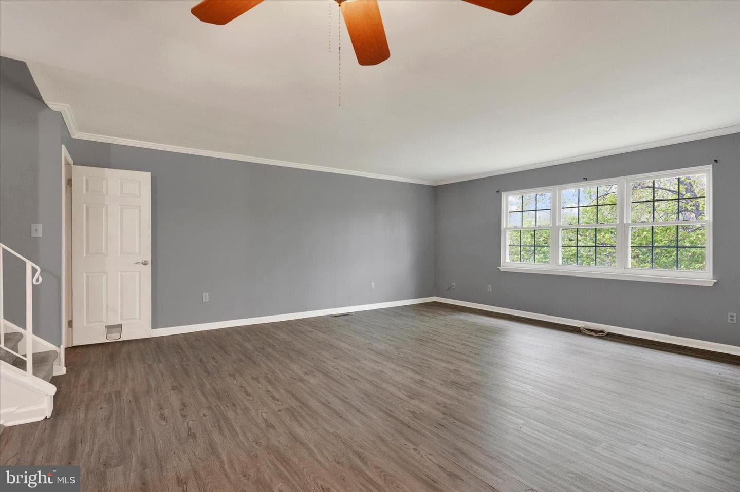 330 Carlyn Court photo 11