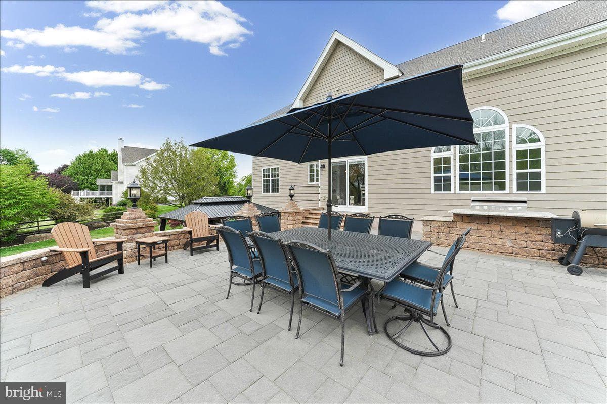 86 Mccormick Way photo 51