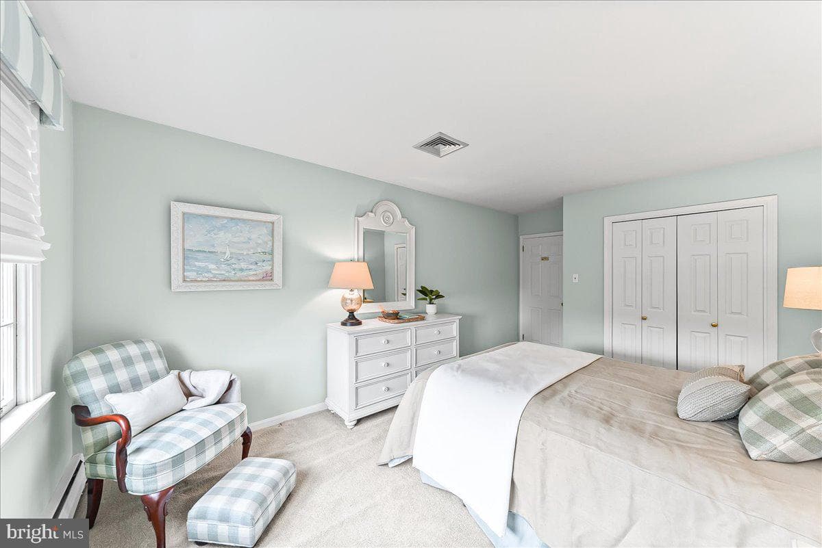 1026 Waltham Road photo 34