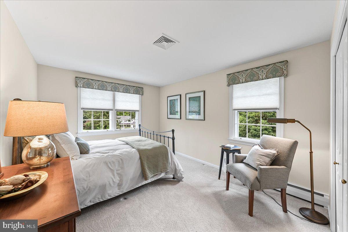 1026 Waltham Road photo 35