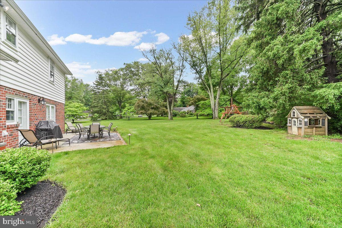 1026 Waltham Road photo 44