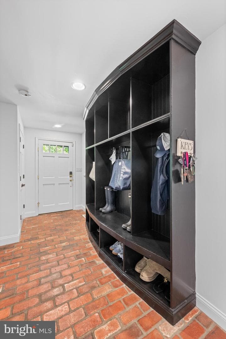 213 Spencer Road photo 20