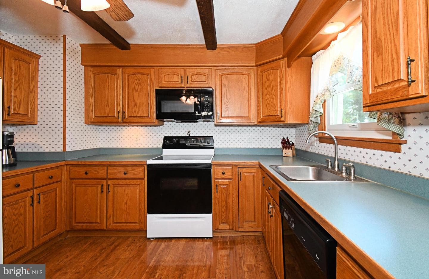 64 Mitchell Drive photo 15