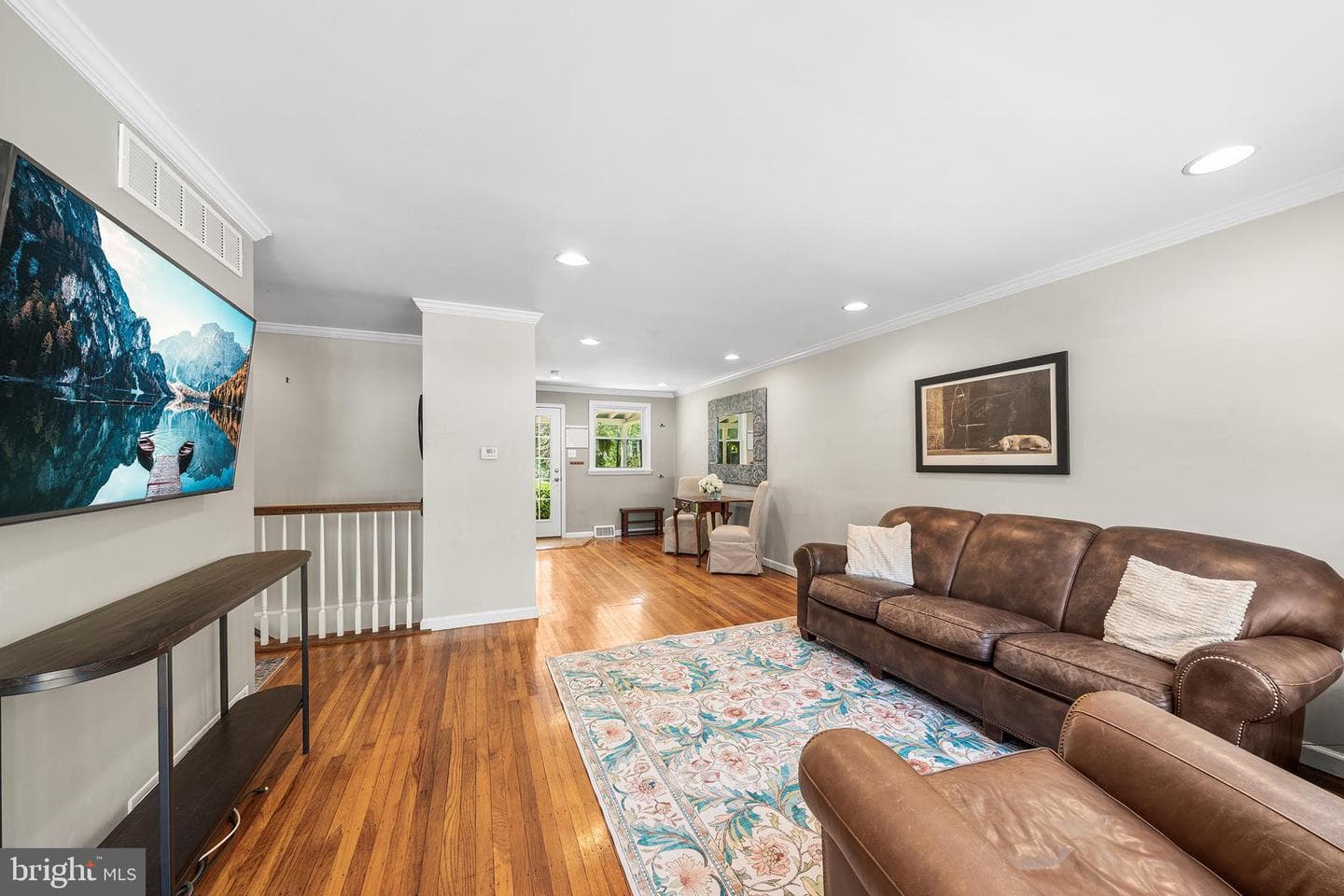 6 Diane Drive photo 4