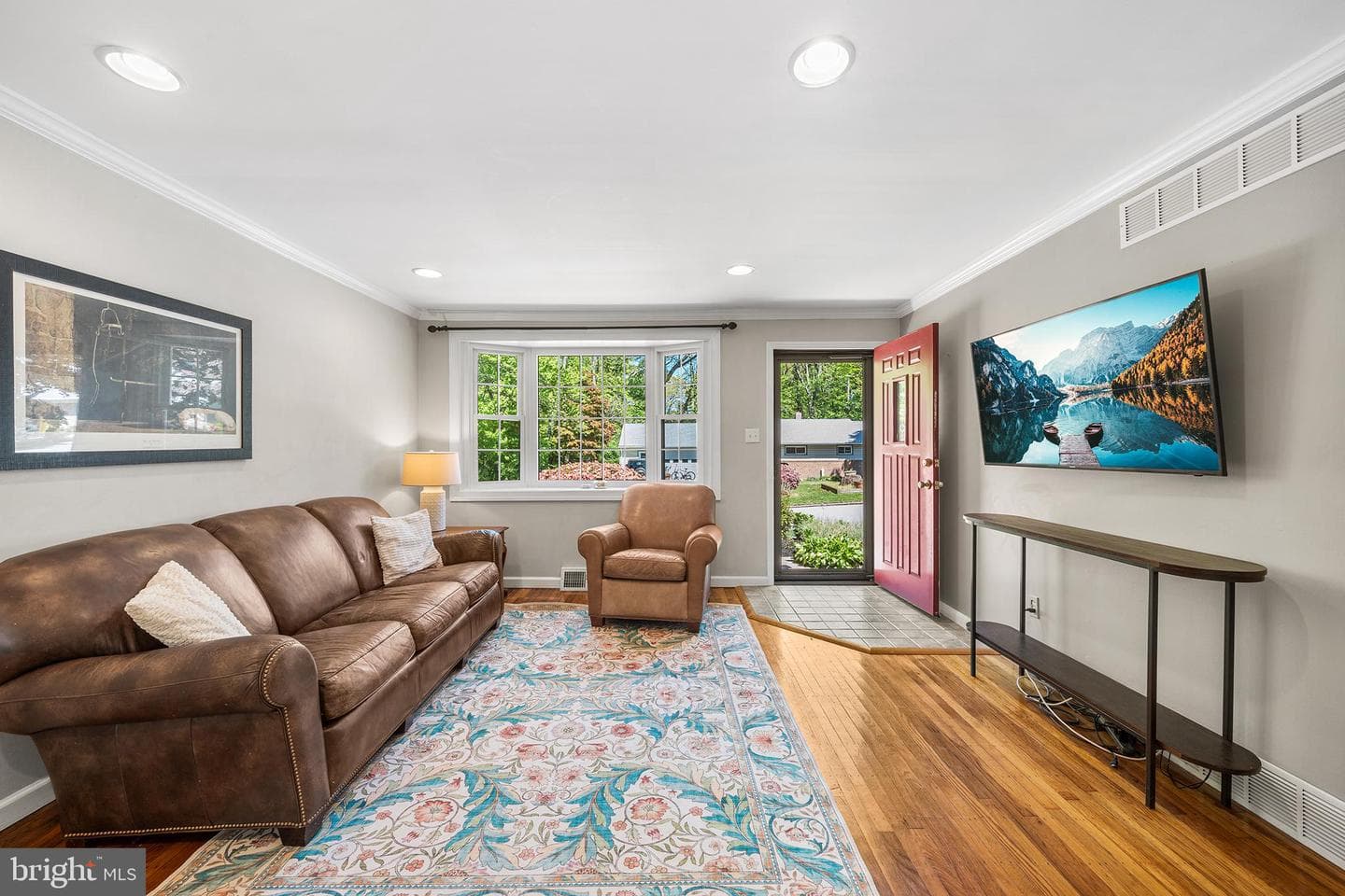 6 Diane Drive photo 5