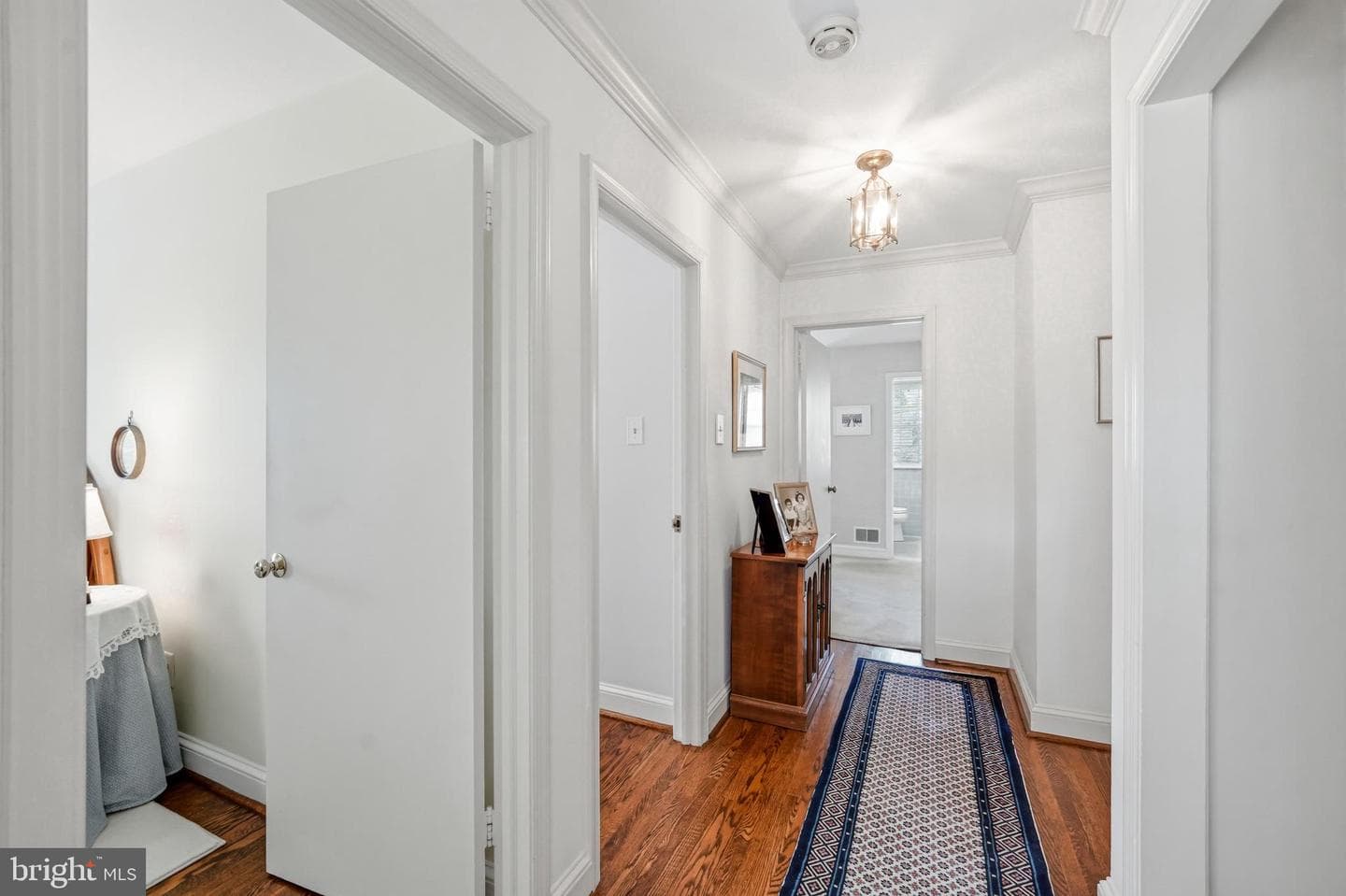 388 Castlewood Drive photo 35