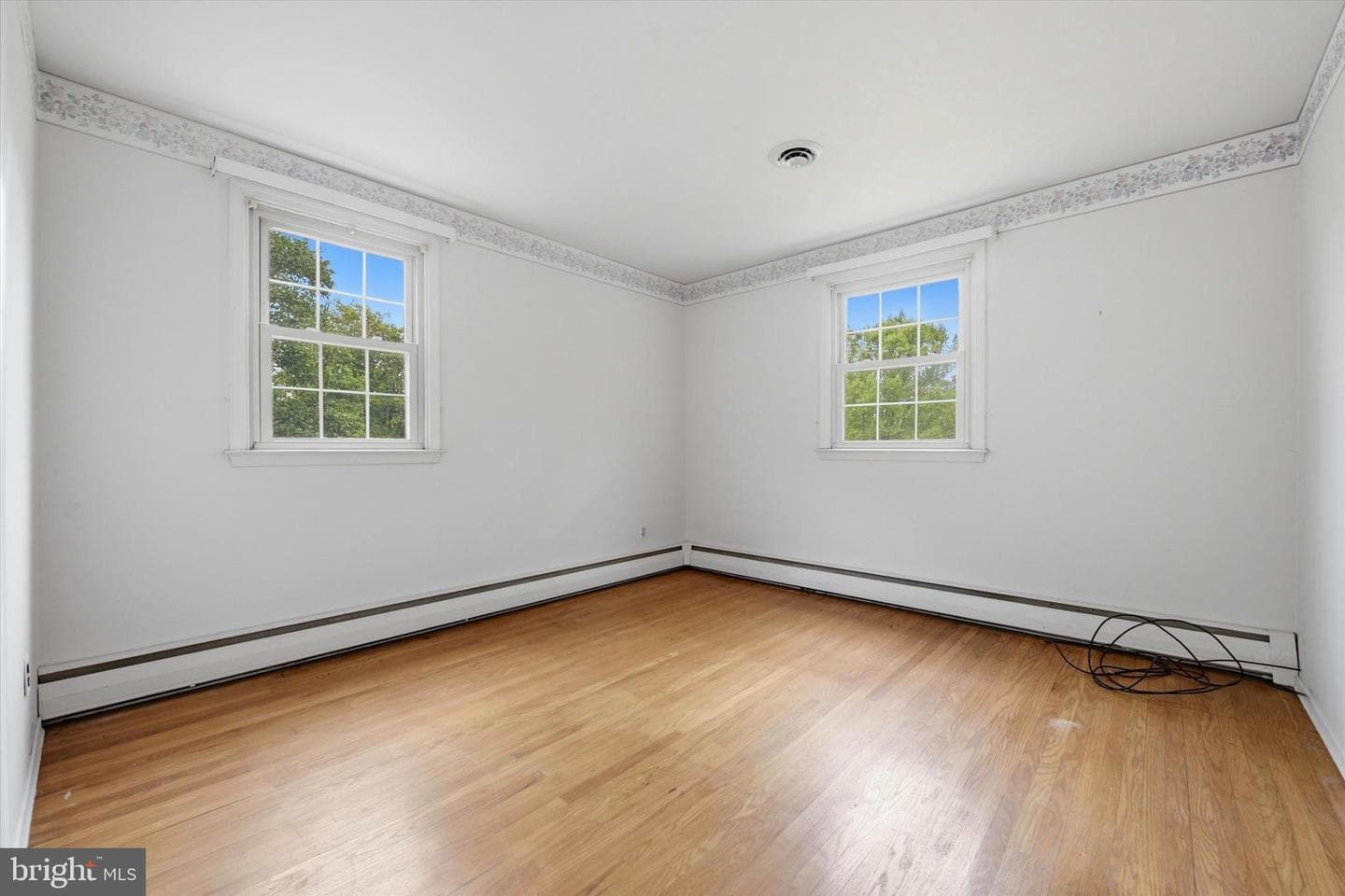 1200 Estate Drive photo 11