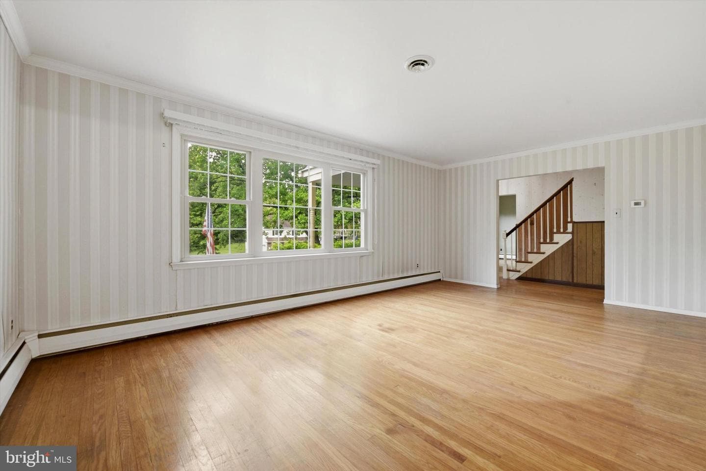 1200 Estate Drive photo 3