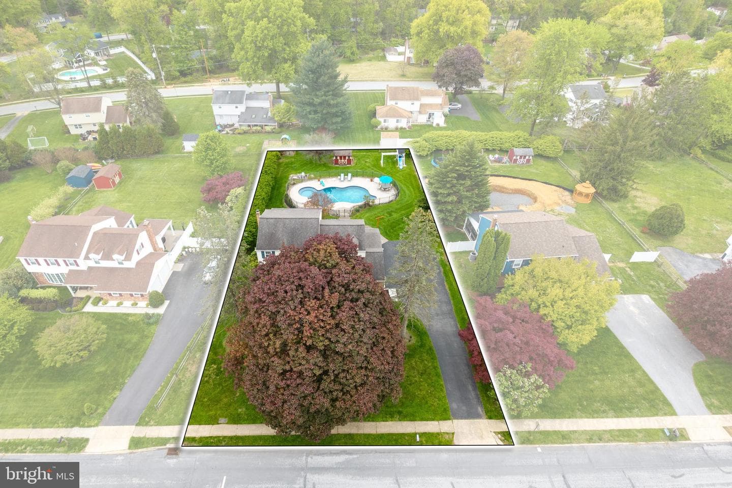 380 Devon Drive photo 3