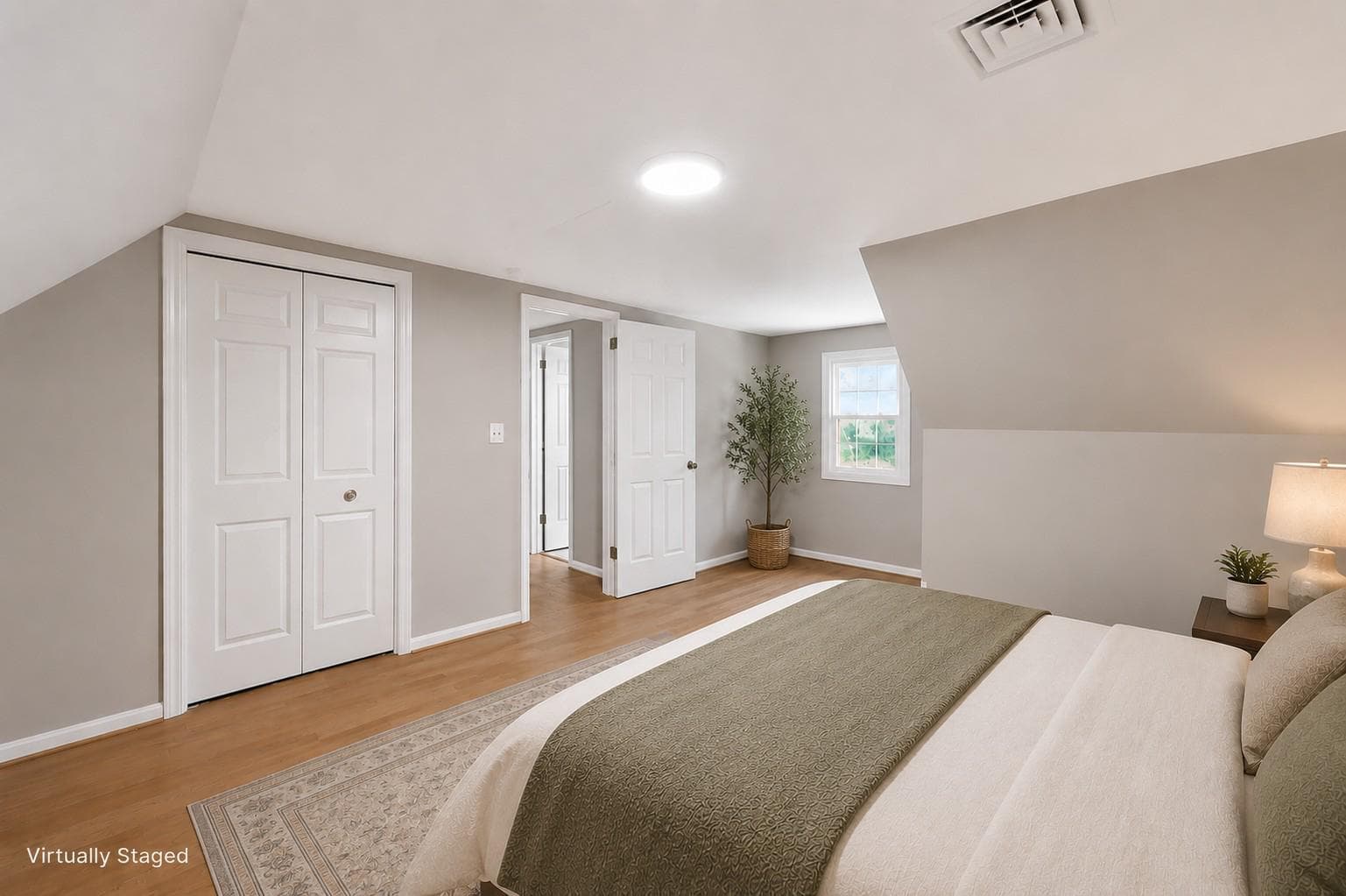192 Plaza Drive photo 24
