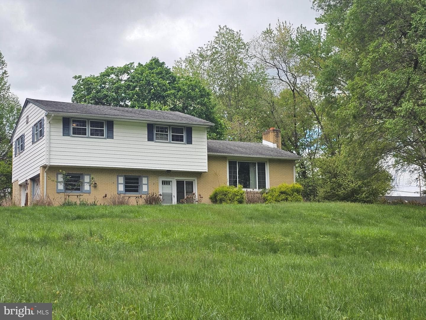 1256 Surrey Road