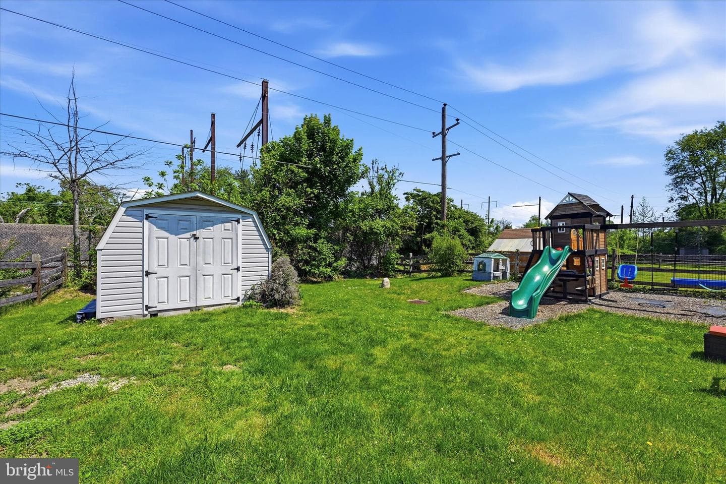 3815 Hazelwood Avenue photo 13