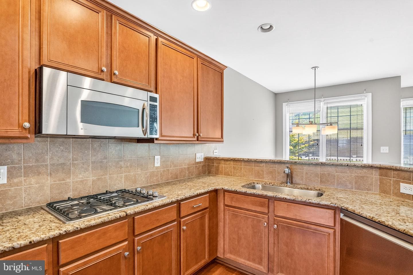 49 Sloan Road photo 18