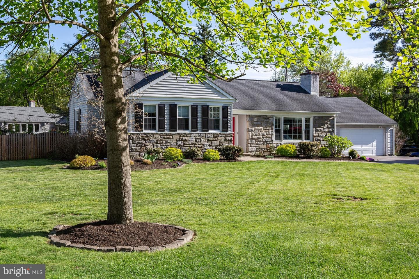117 Hillside Road photo 2