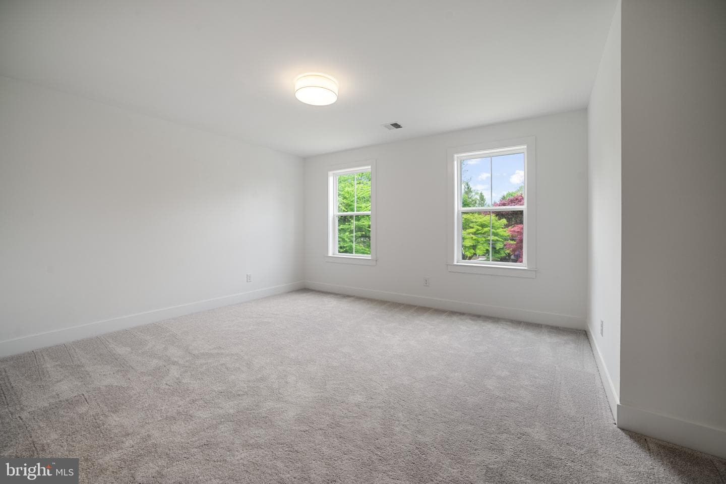 634 Highland Avenue photo 31