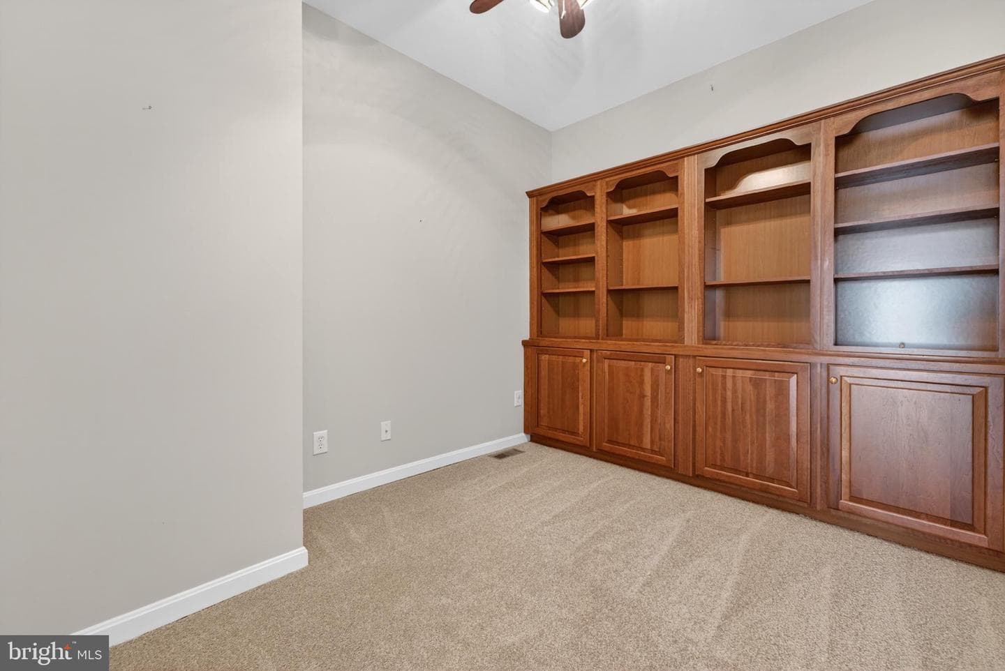 1 Hideout Court #7 photo 19