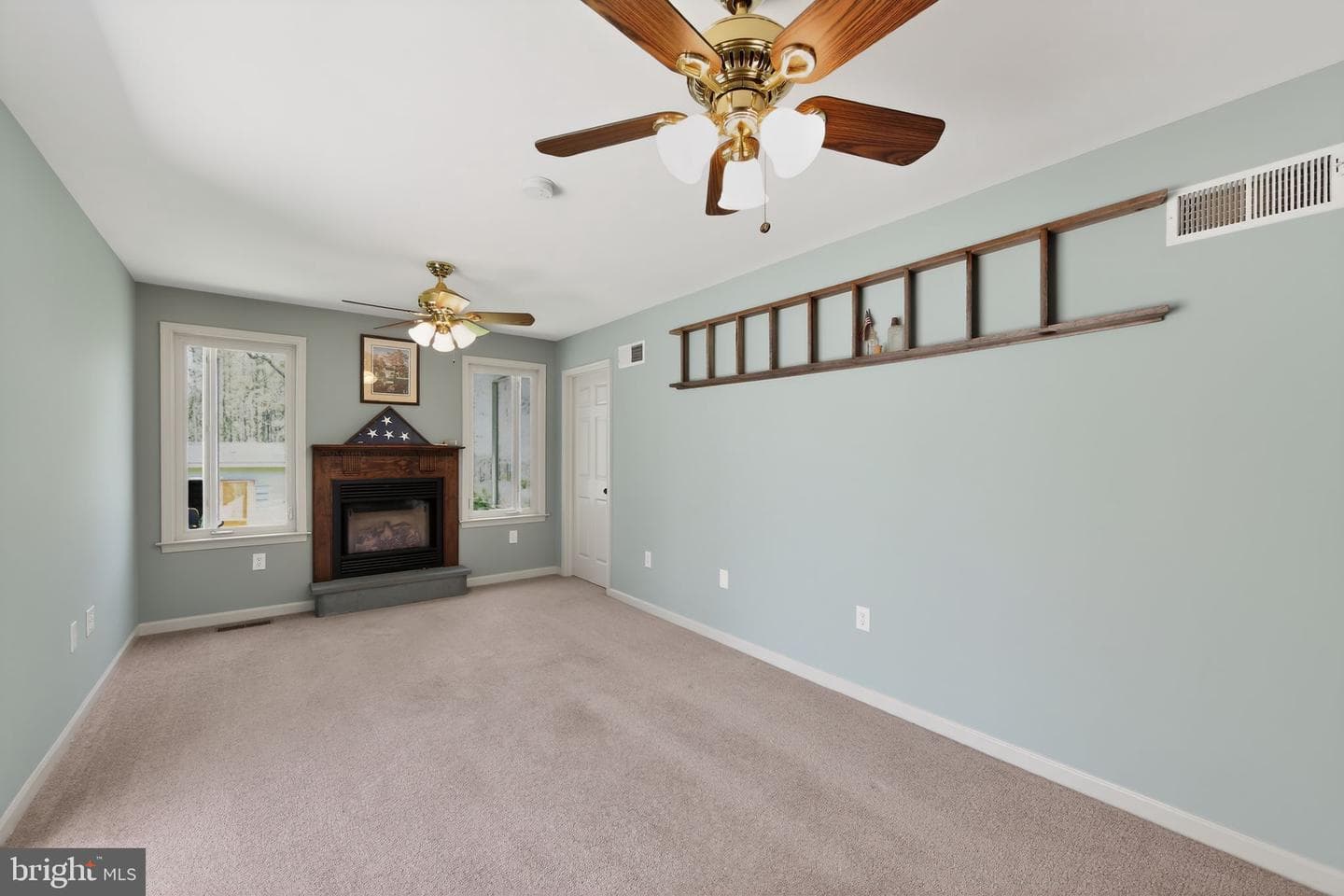 215 N Limestone Road photo 11