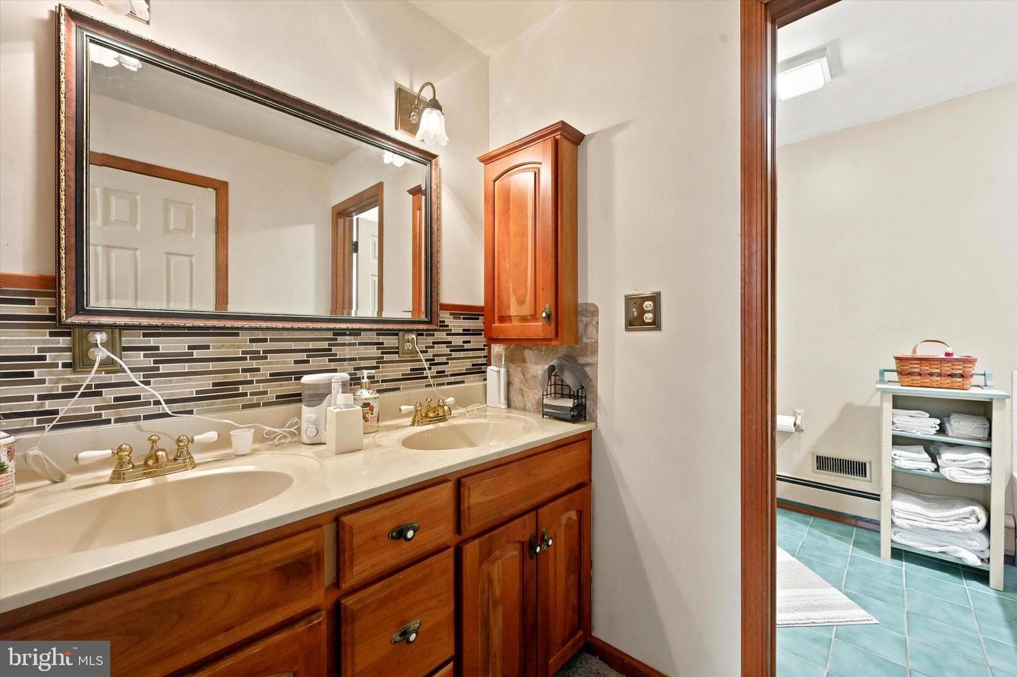 241 Glenrose Road photo 34