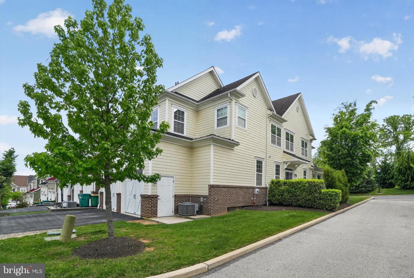 180 Shilling Avenue photo 35