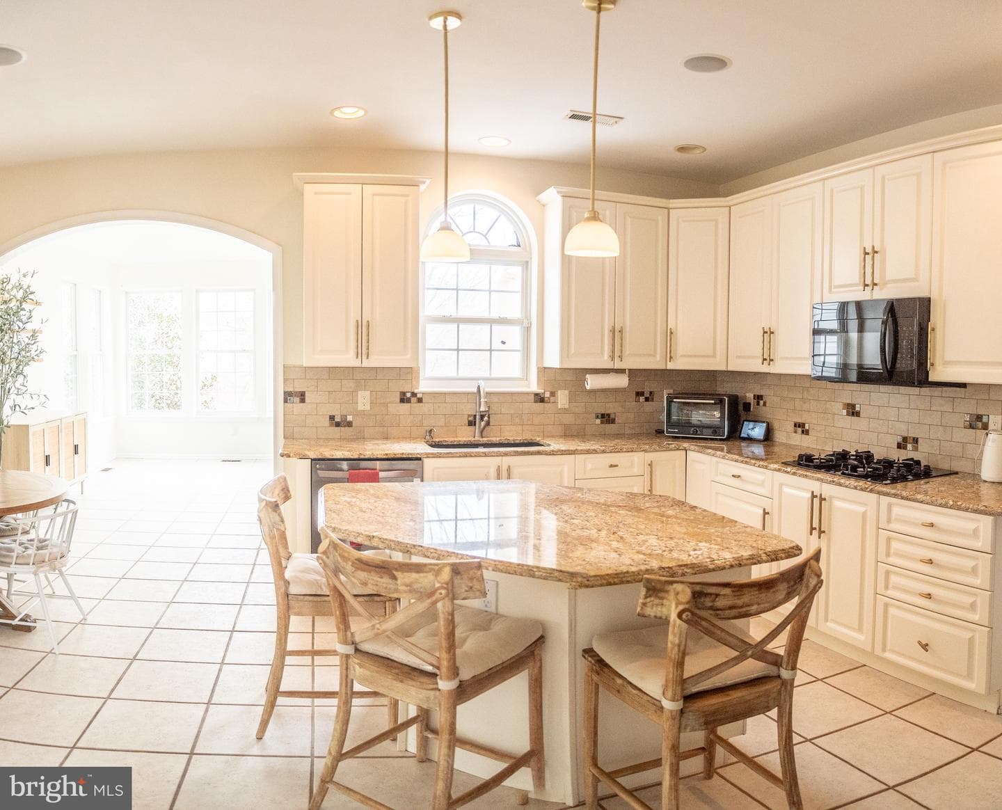 208 Belgian Drive photo 12