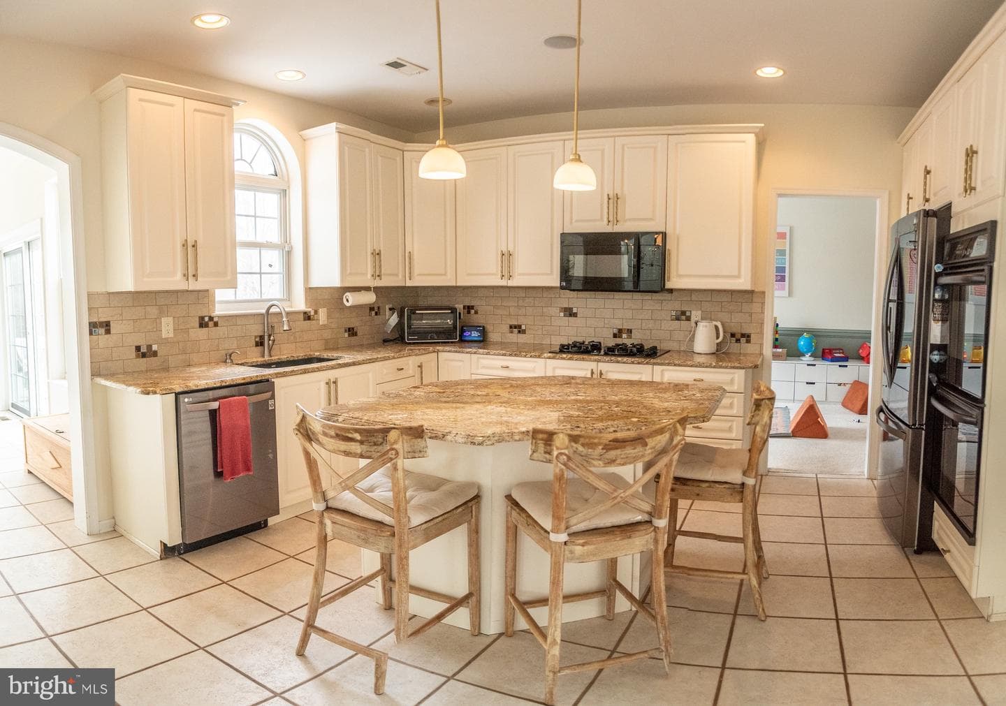 208 Belgian Drive photo 15