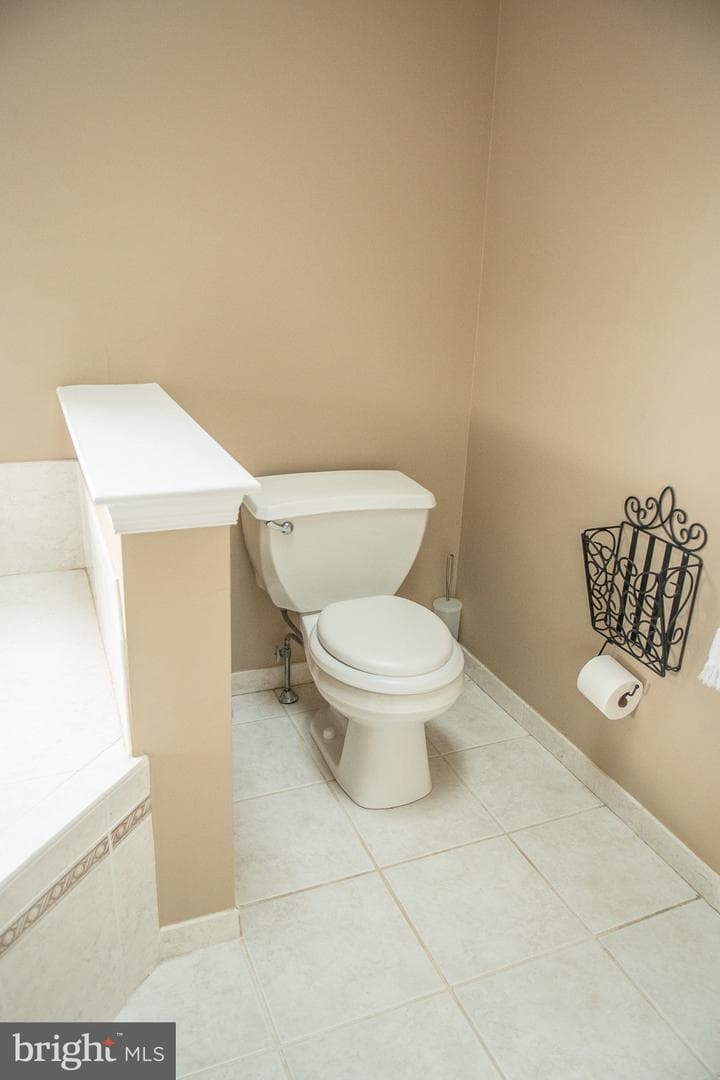 208 Belgian Drive photo 35