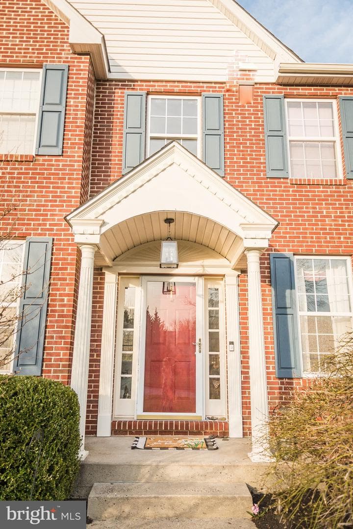 208 Belgian Drive photo 4