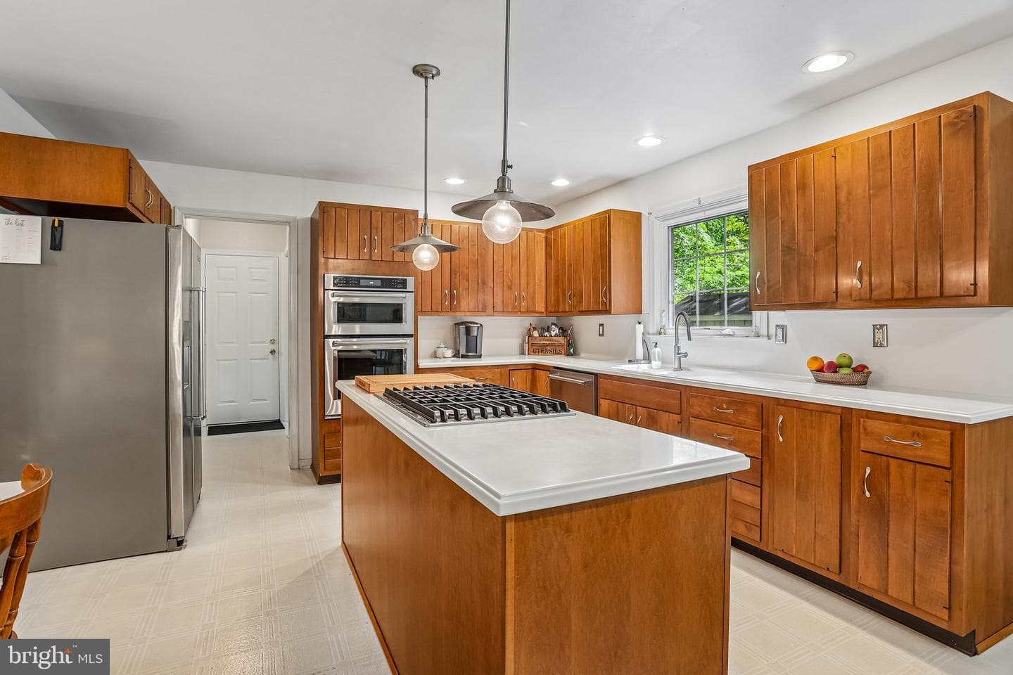 829 Nathan Hale Drive photo 14