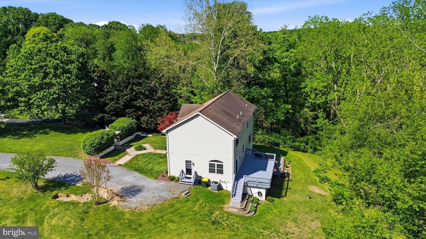 7 Kathleen Drive photo 44