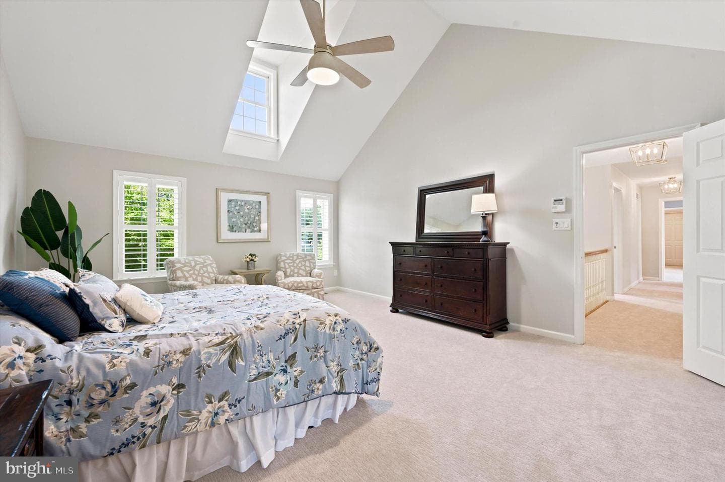 103 Raintree Lane photo 32
