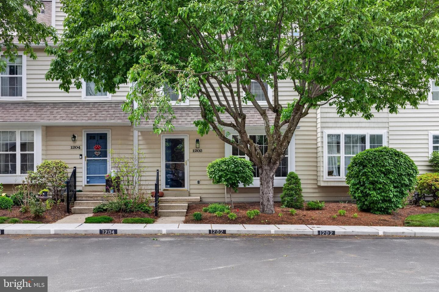 1202 Harbour Ridge Lane photo 3