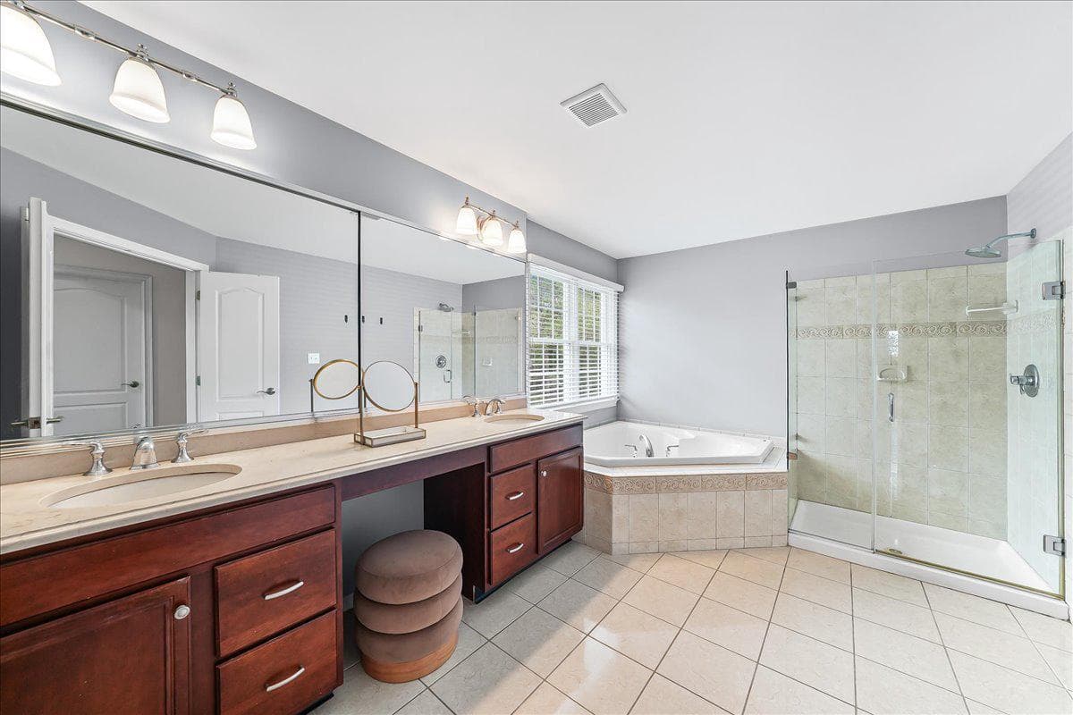 509 Radek Court photo 25