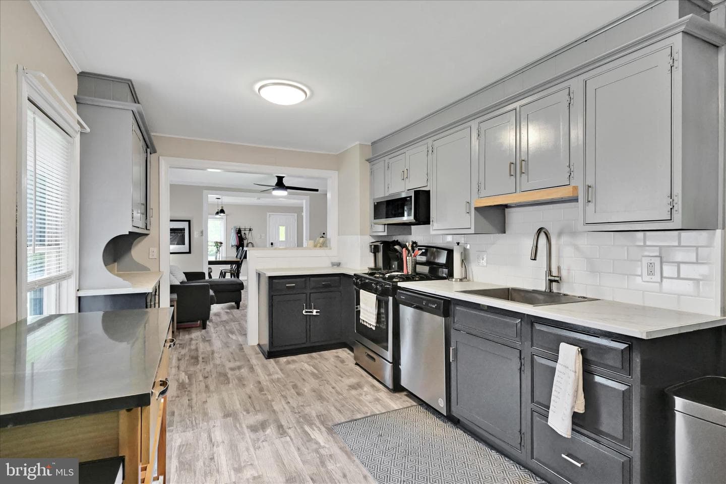 705 Charles Street photo 15