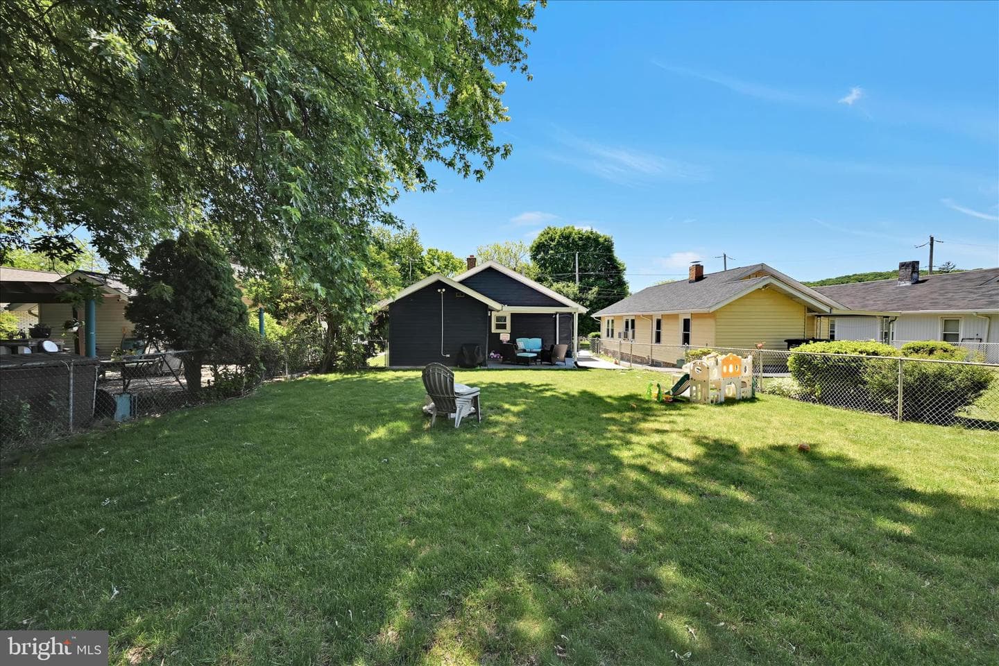 705 Charles Street photo 30