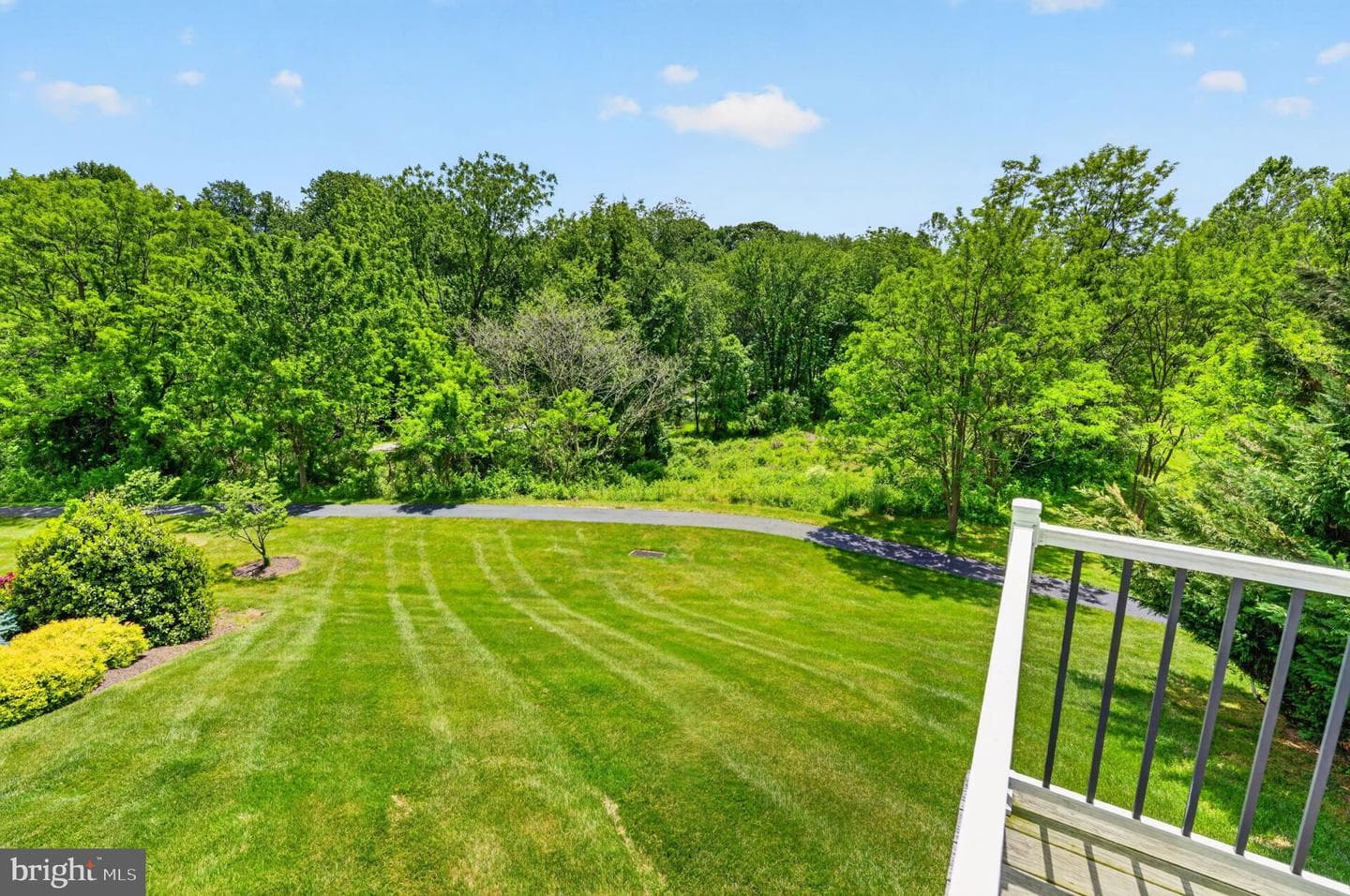 415 Westview Drive photo 27