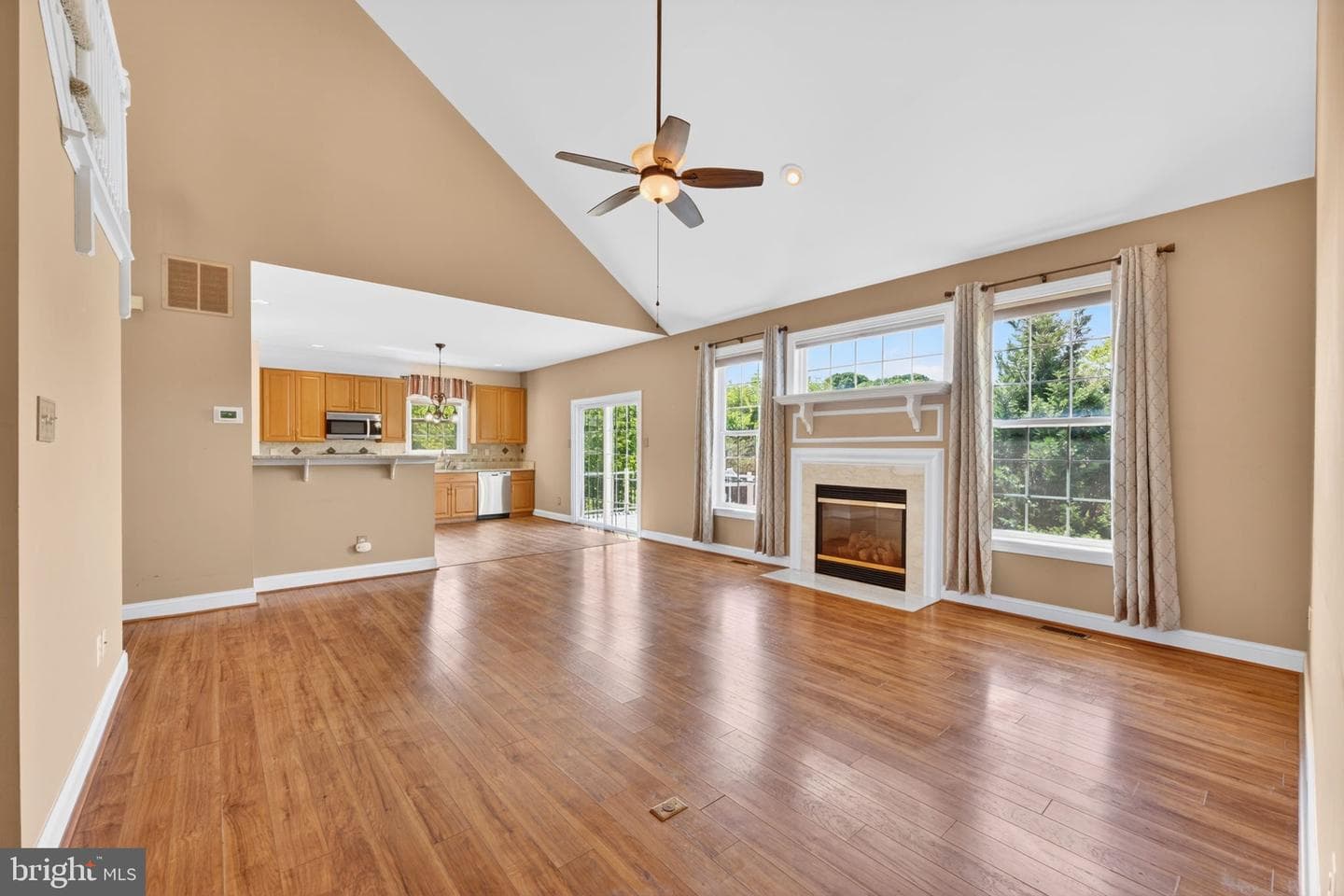 415 Westview Drive photo 6