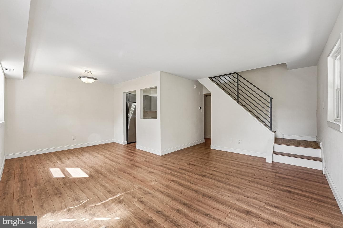 605 W Market Street #35 photo 3