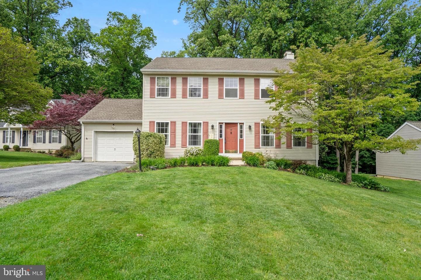 304 Welcome Avenue photo 2