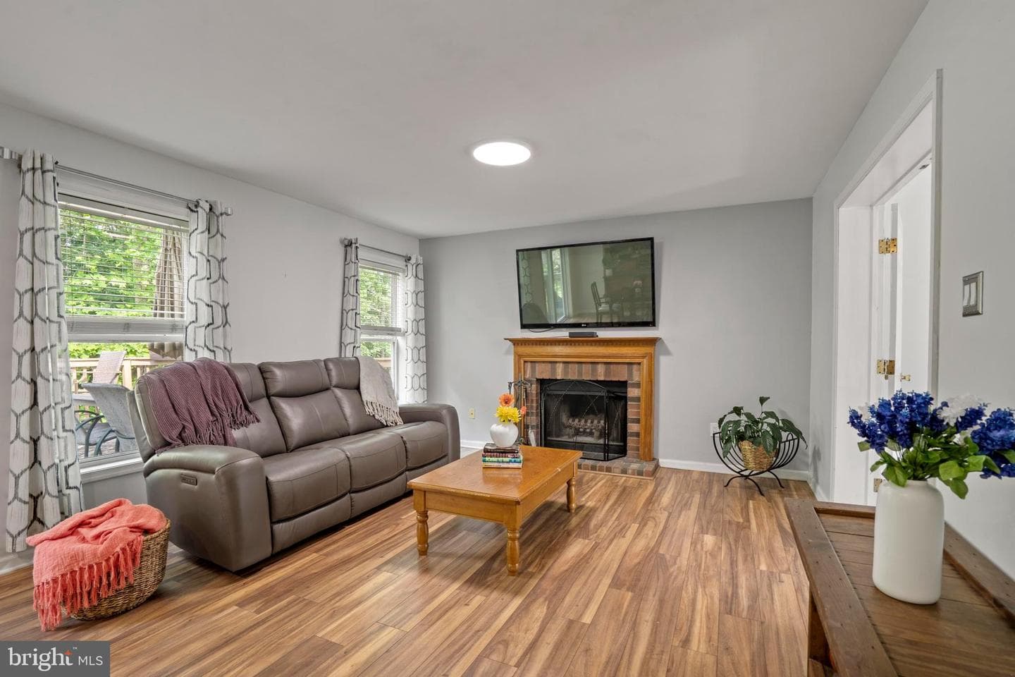 304 Welcome Avenue photo 8