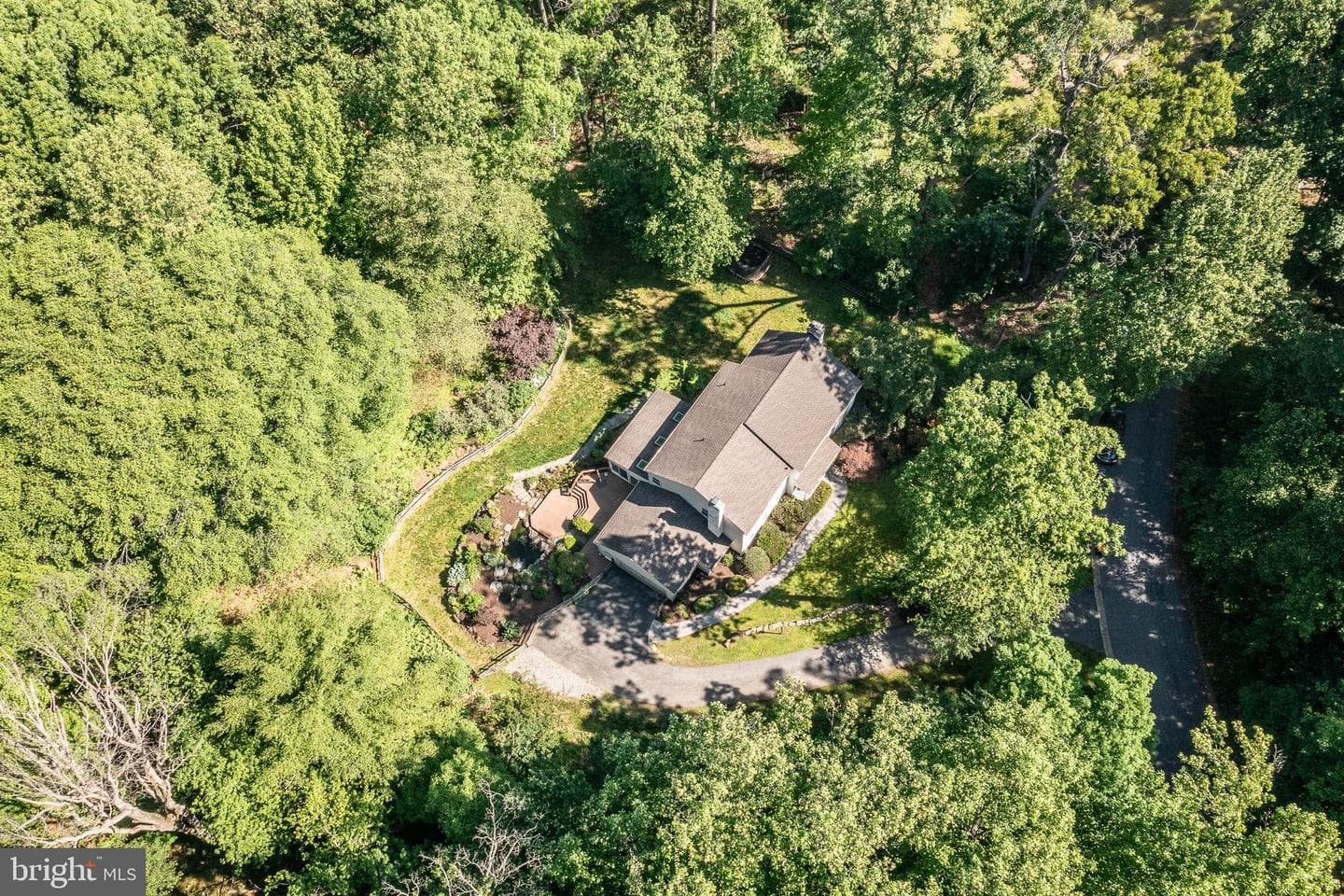 823 Nathan Hale Drive photo 74