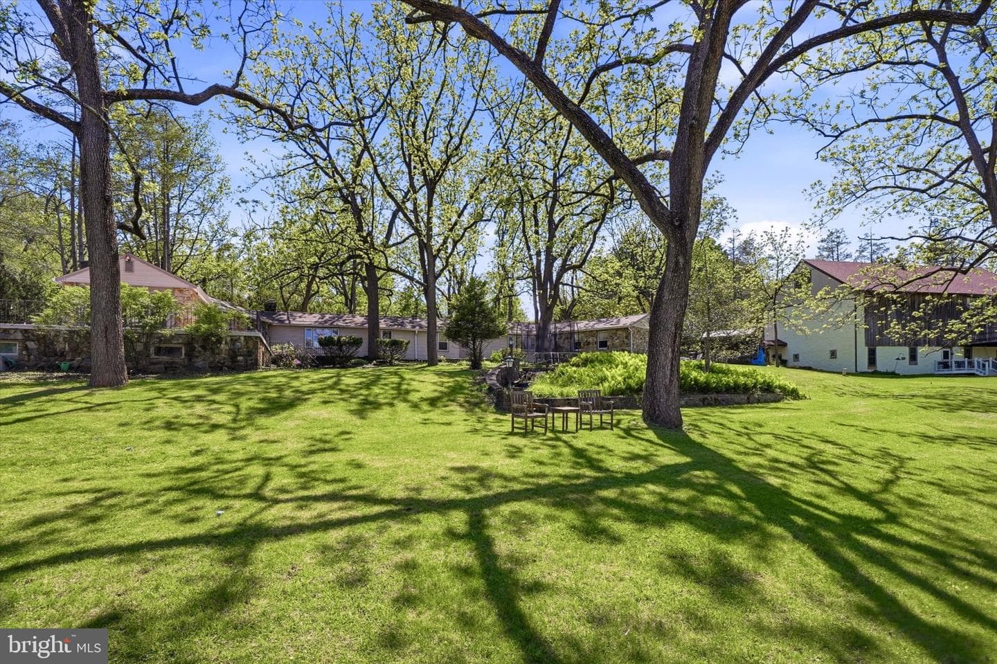120 Farm Road photo 37