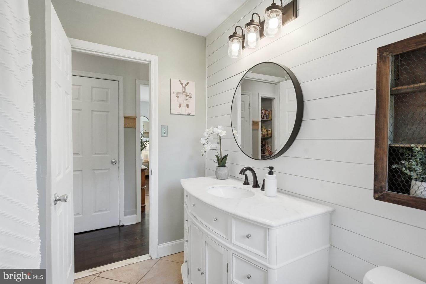 60 Roberts Circle photo 16
