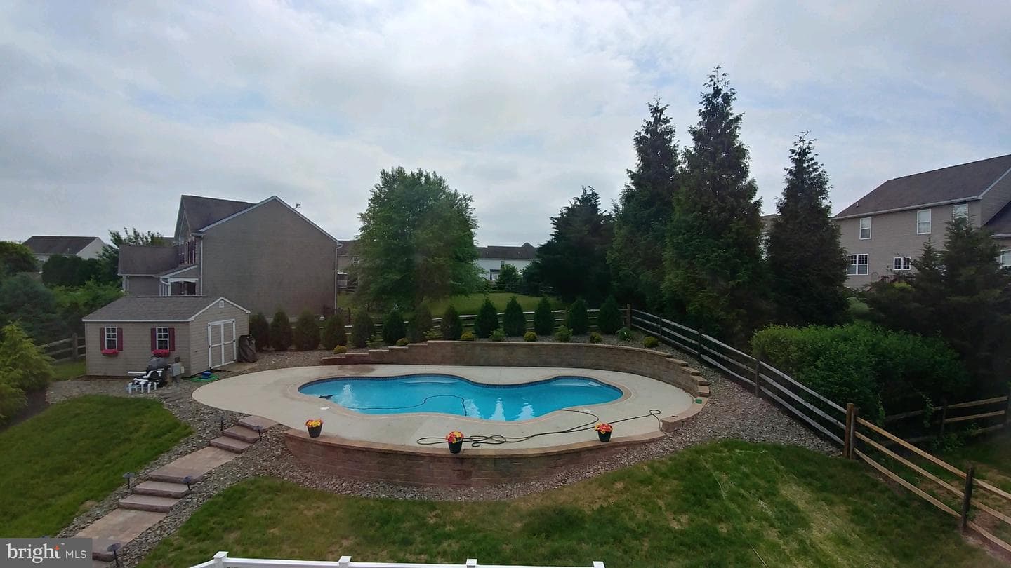 131 Schoolview Lane photo 40