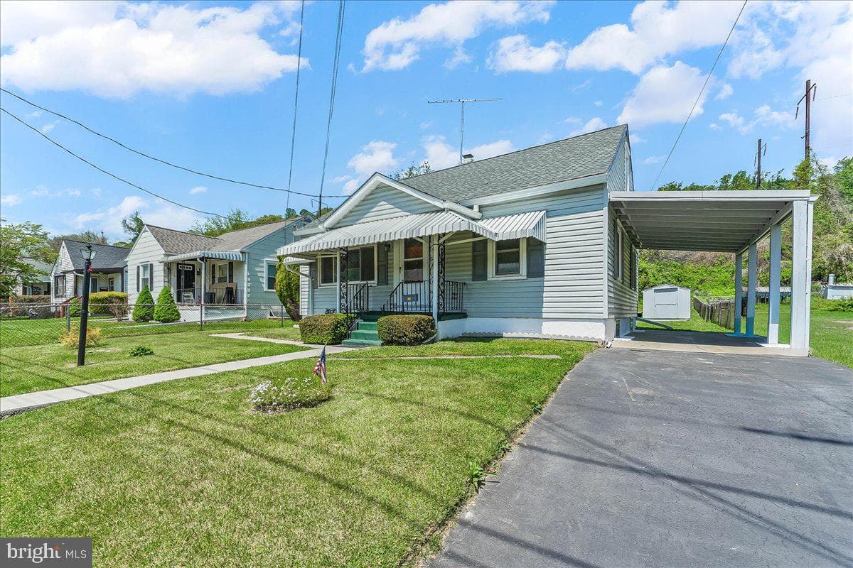 713 Charles Street photo 2