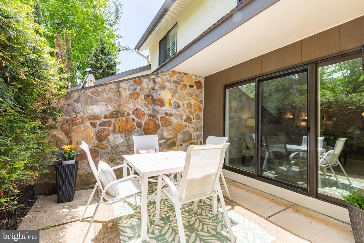 75 Oak Knoll Drive #75 photo 2