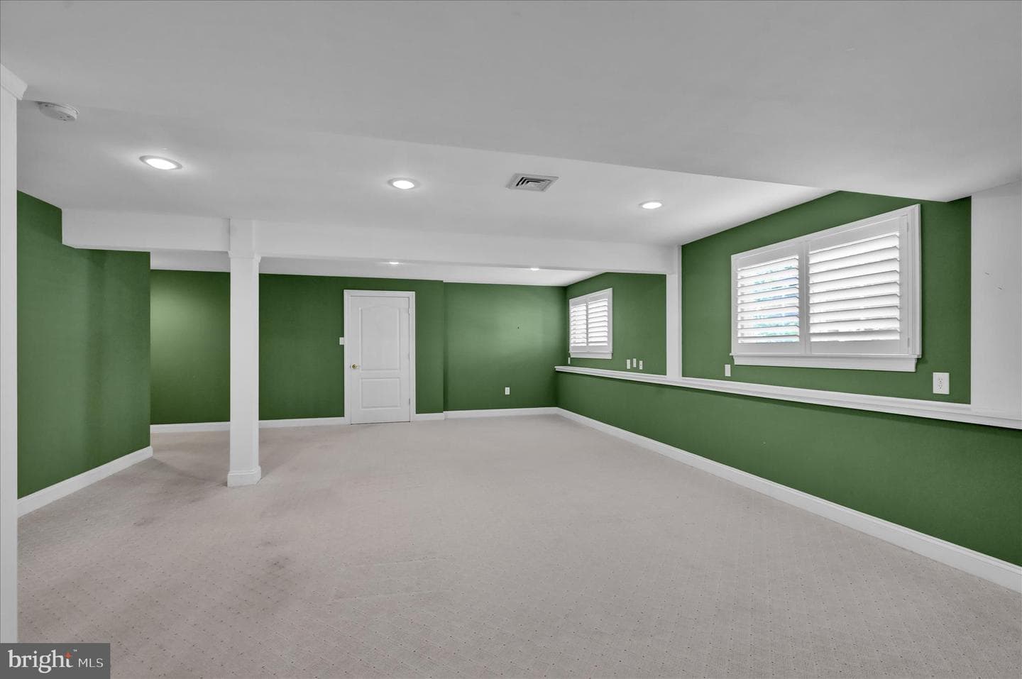 645 Martin Drive photo 33