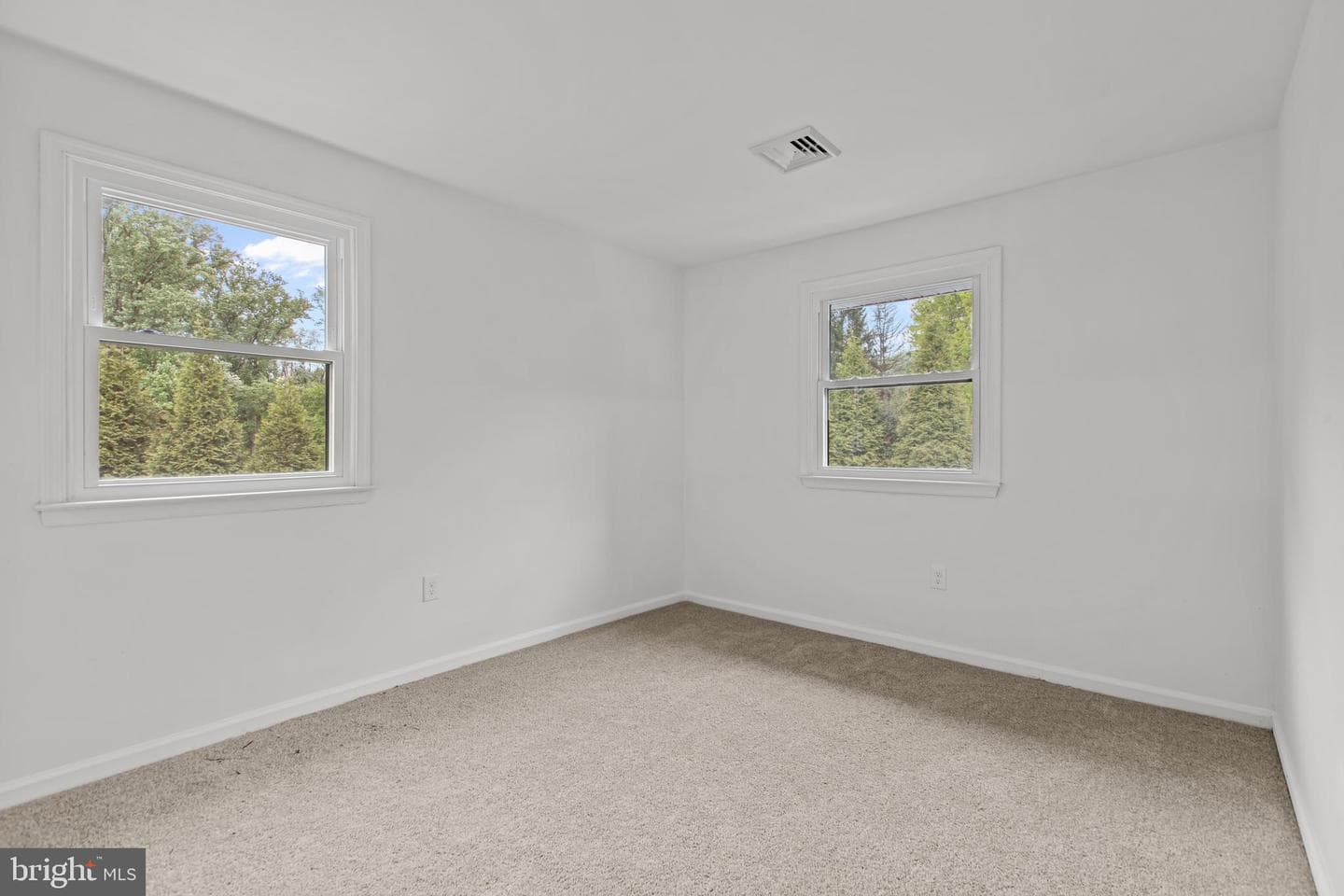 11 Prince Edwards Drive photo 36