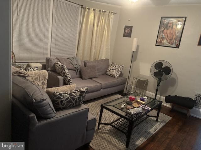1132 Stirling Street photo 5